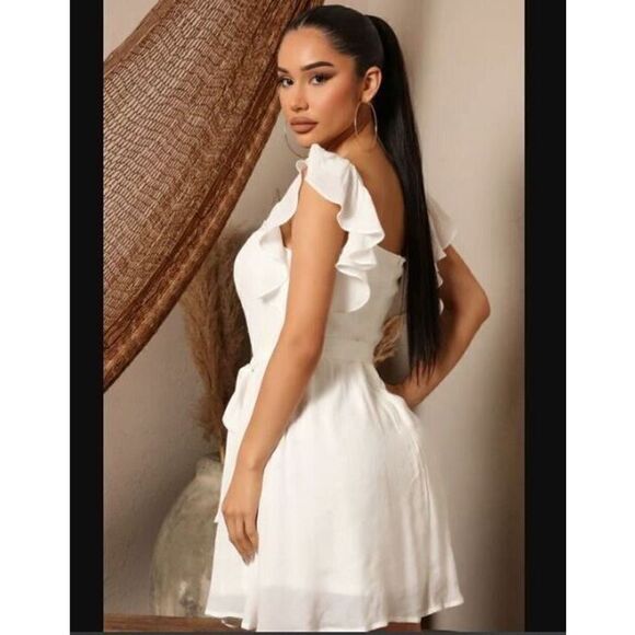 Fashion Nova FE22F048 Women's Sz L White Lace Detail Shannon Mini Dress - Picture 14 of 14